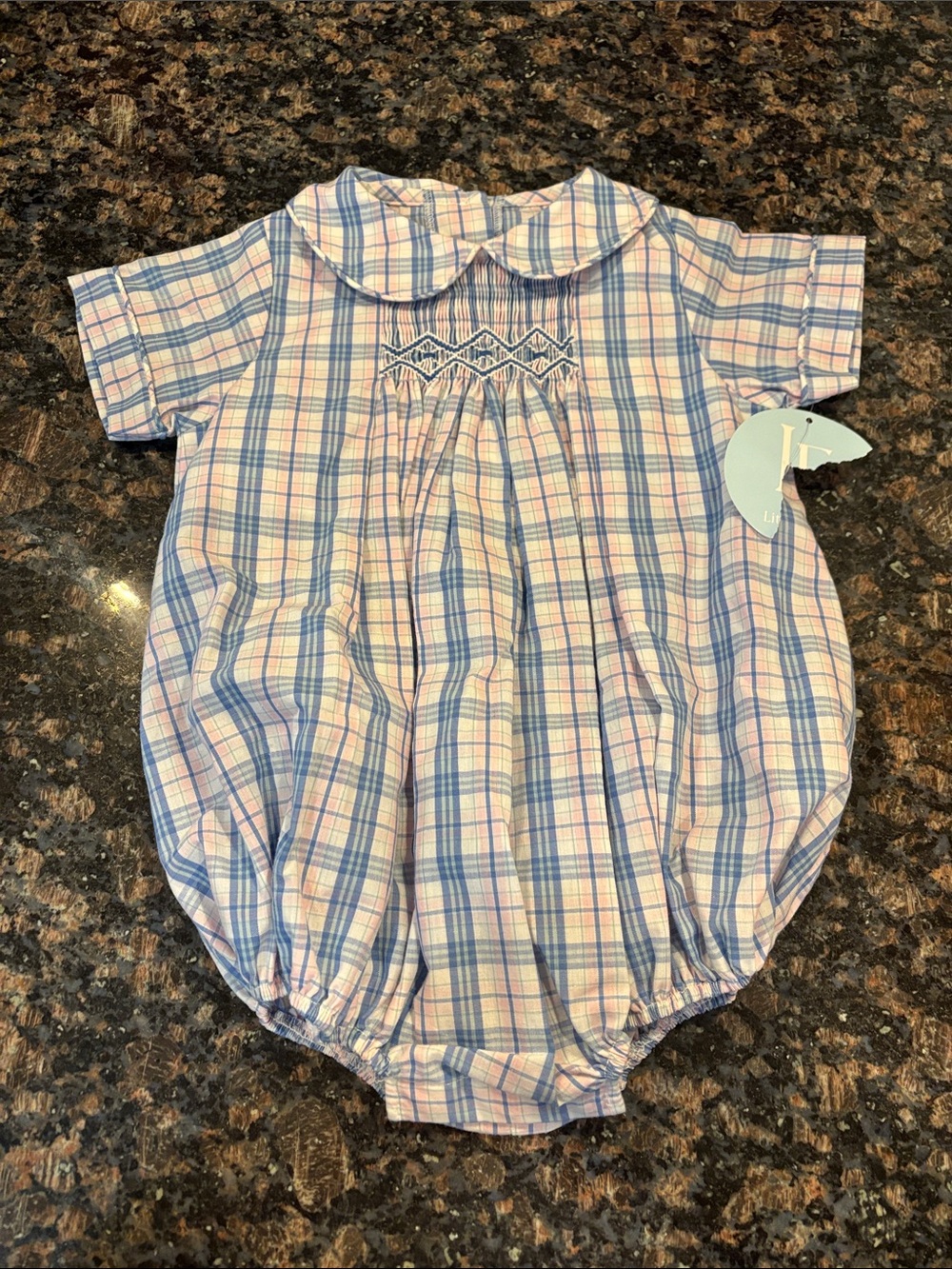 NWT Little English Chest Smocked Bubble